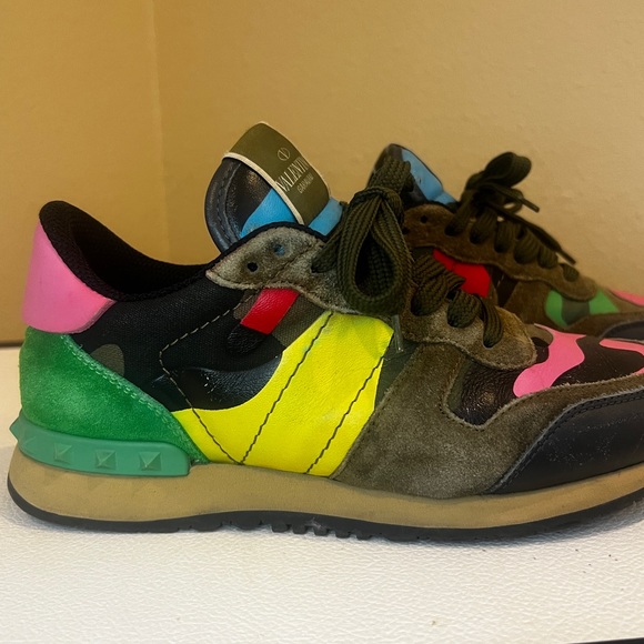 Valentino Rock Runner Sneakers (Camo Multicolor) - Picture 2 of 5